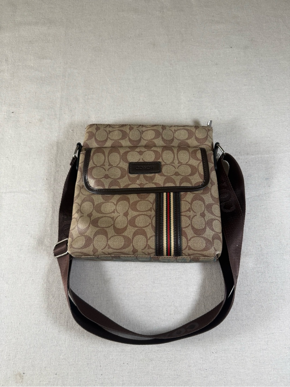 Vintage Y2K Chic *Unbranded* Sling Side Bag